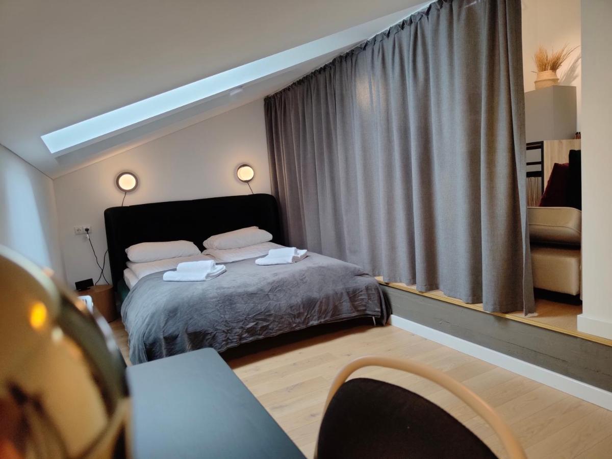 Owl Jazz Apartments - Luxury Apartments In The Heart Of The City Каунас Екстериор снимка