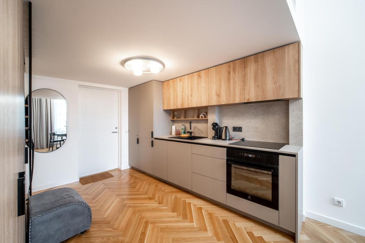 Owl Jazz Apartments - Luxury Apartments In The Heart Of The City Каунас Екстериор снимка