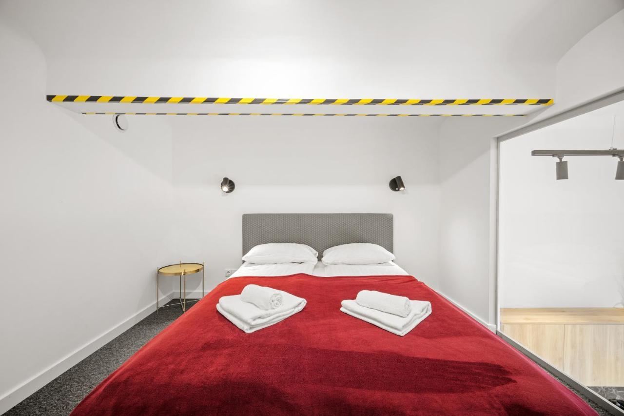 Owl Jazz Apartments - Luxury Apartments In The Heart Of The City Каунас Екстериор снимка