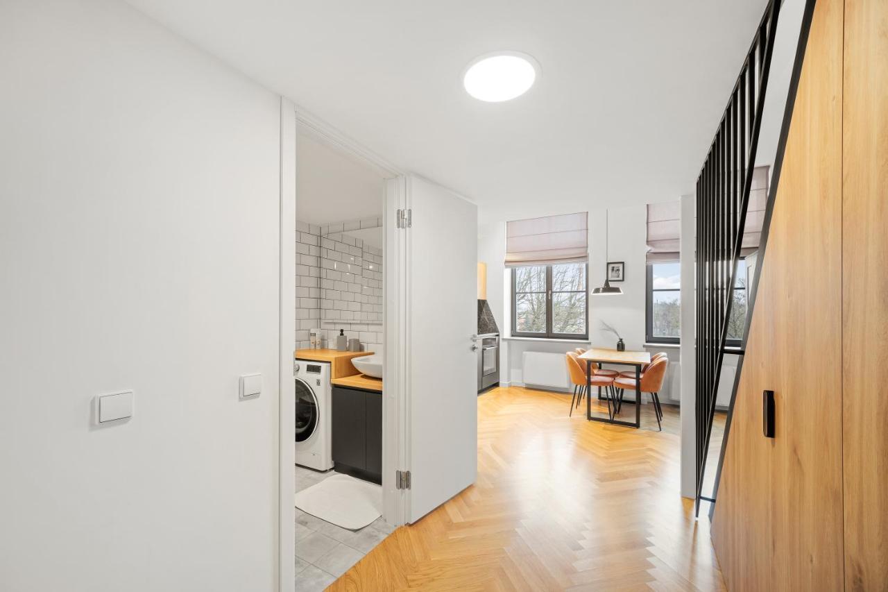 Owl Jazz Apartments - Luxury Apartments In The Heart Of The City Каунас Екстериор снимка